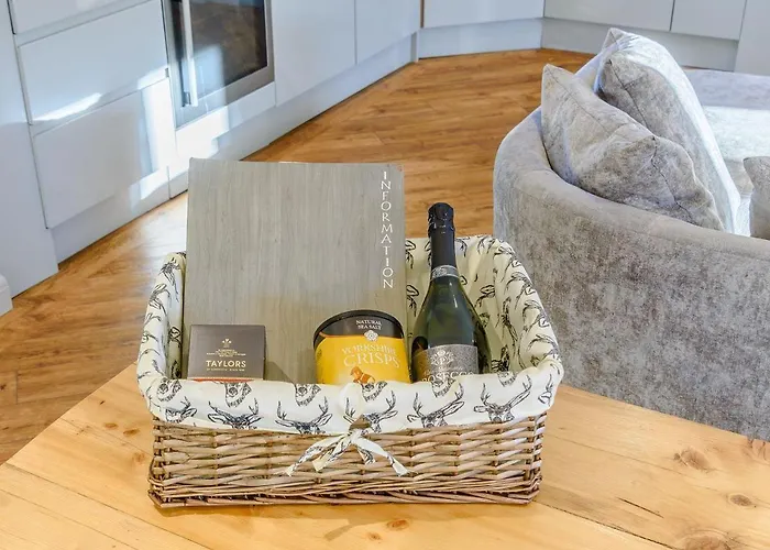 Dovecote House-uk30233